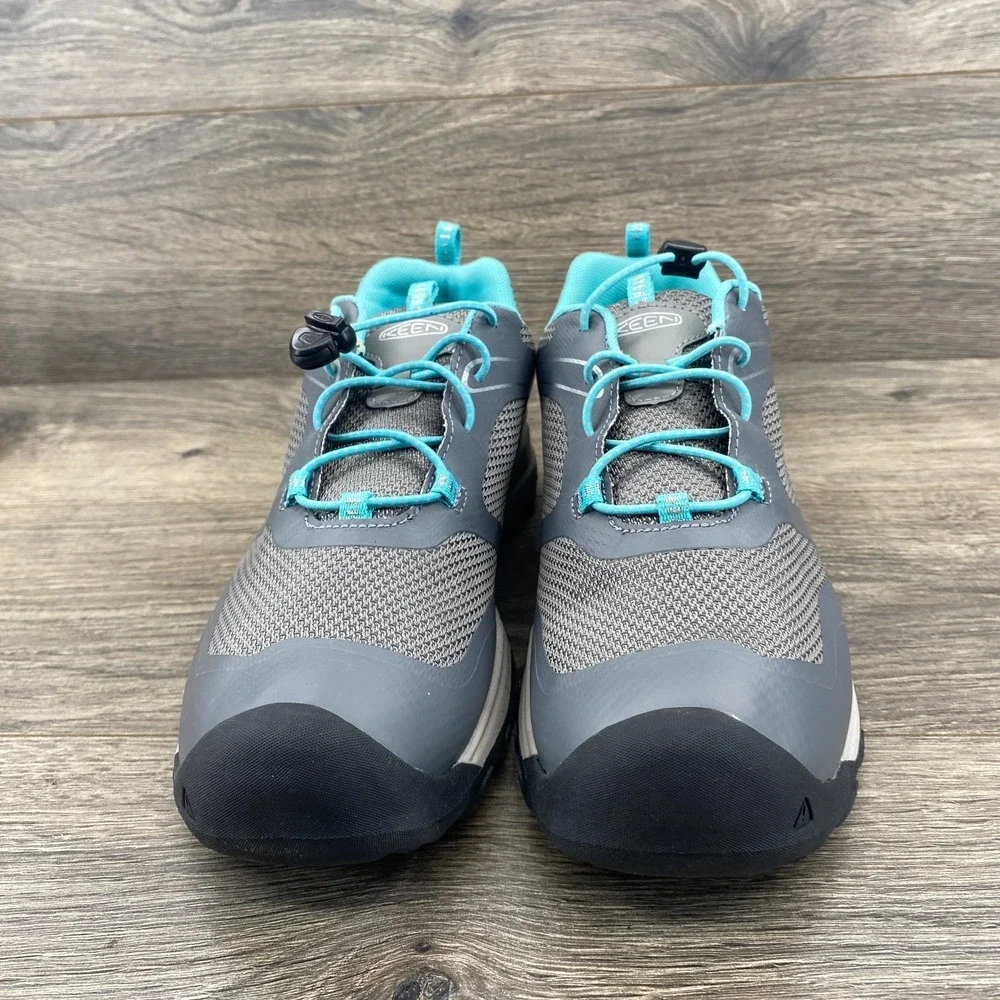 KEEN Wanduro Waterproof Hiking Trail Sneakers Men's Size 6 Gray Aqua CD-C010423